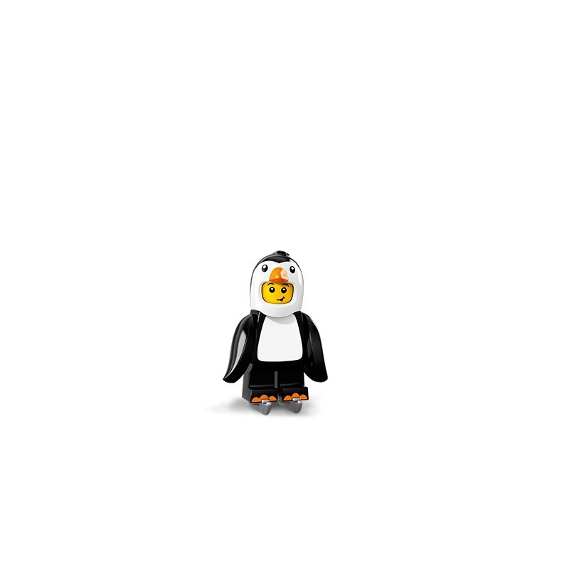 Chico con disfraz de pingüino